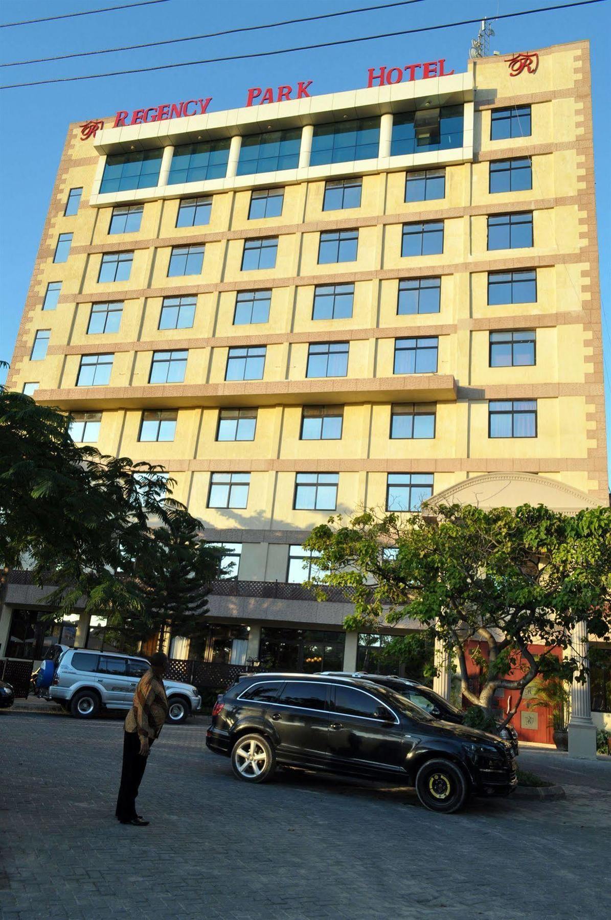 Regency Park Hotel Dar es Salaam Extérieur photo