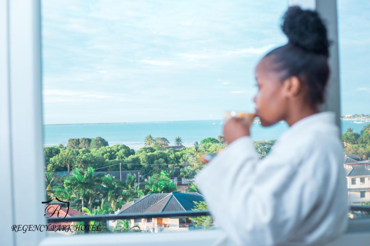 Regency Park Hotel Dar es Salaam Extérieur photo