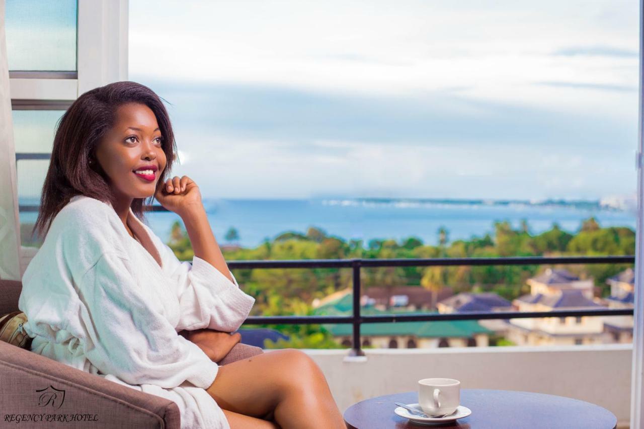 Regency Park Hotel Dar es Salaam Extérieur photo