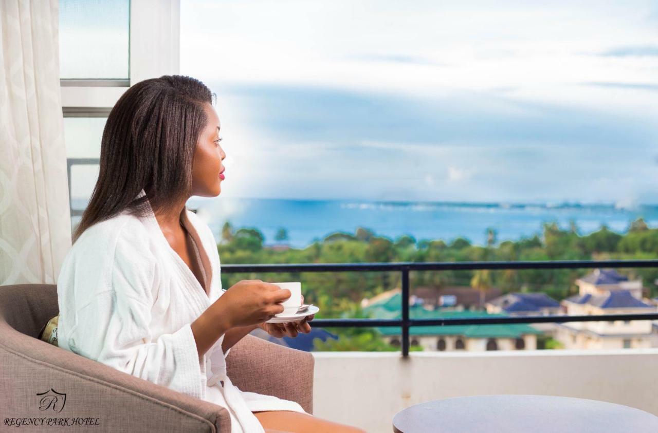 Regency Park Hotel Dar es Salaam Extérieur photo